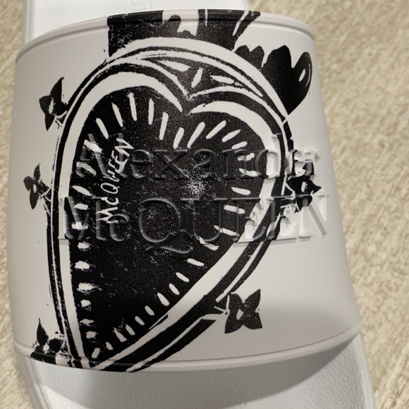 Alexander McQueen Men Pool Slides - Picture 8 of 10